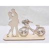 L056- Decoratiune din lemn pentru licheni- Indragostiti cu bicicleta 28x20x7.5cm -1 buc