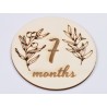 L641-Decoratiune cerc lemn "7 months" 13cm- 1 buc