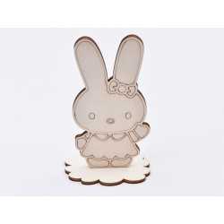 L667-Decoratiune din lemn Iepuras cu suport - 16x7 cm- 1 buc L667-Decoratiune din lemn Iepuras cu suport - 16x7 cm- 1 buc