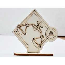 L794-Decoratiune lemn zodia Balanta10x10cm- 1 buc L794-Decoratiune lemn zodia Balanta10x10cm- 1 buc