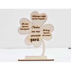 L830-Decoratiune lemn trifoi "Cea mai apreciata SEFA" 18x13 cm - 1 buc L830-Decoratiune lemn trifoi "Cea mai apreciata SEFA" 18x13 cm - 1 buc