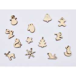 L904- Decoratiune din lemn cu diverse figurine, 14.5x19cm - 1 buc