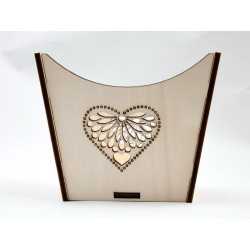 L028-Cutie decorativa suport flori din lemn cu inima 13x11.50cm -1buc L028-Cutie decorativa suport flori din lemn cu inima 13x11.50cm -1buc
