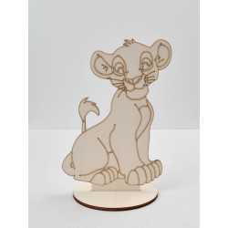 L257- Decupaj din lemn cu suport Simba 23x15cm L257- Decupaj din lemn cu suport Simba 23x15cm