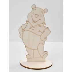 L259- Decupaj din lemn cu suport Winnie-the-Pooh 21x13cm L259- Decupaj din lemn cu suport Winnie-the-Pooh 21x13cm