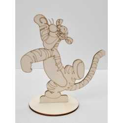 L261- Decupaj din lemn cu suport Tigger 20x20cm L261- Decupaj din lemn cu suport Tigger 20x20cm
